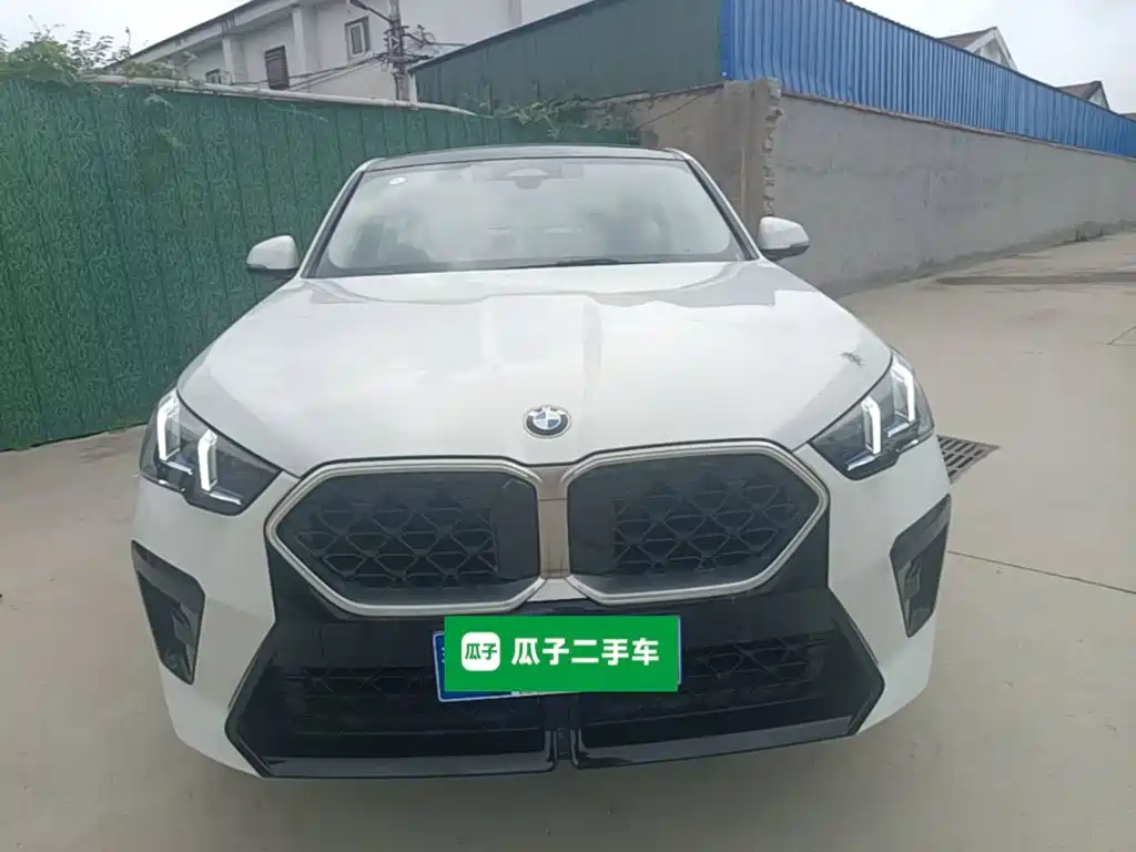 BMW X2 2025