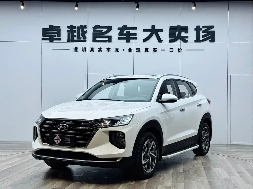 Hyundai Tucson 2021 — фото 1