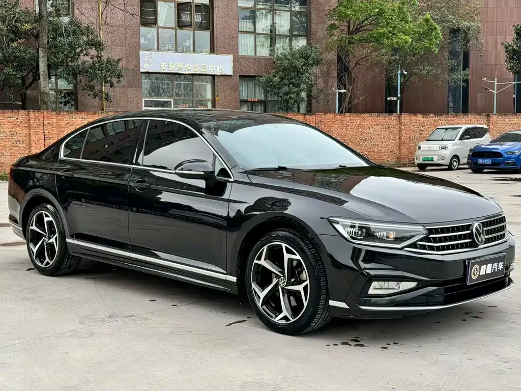 Volkswagen Magotan 2023