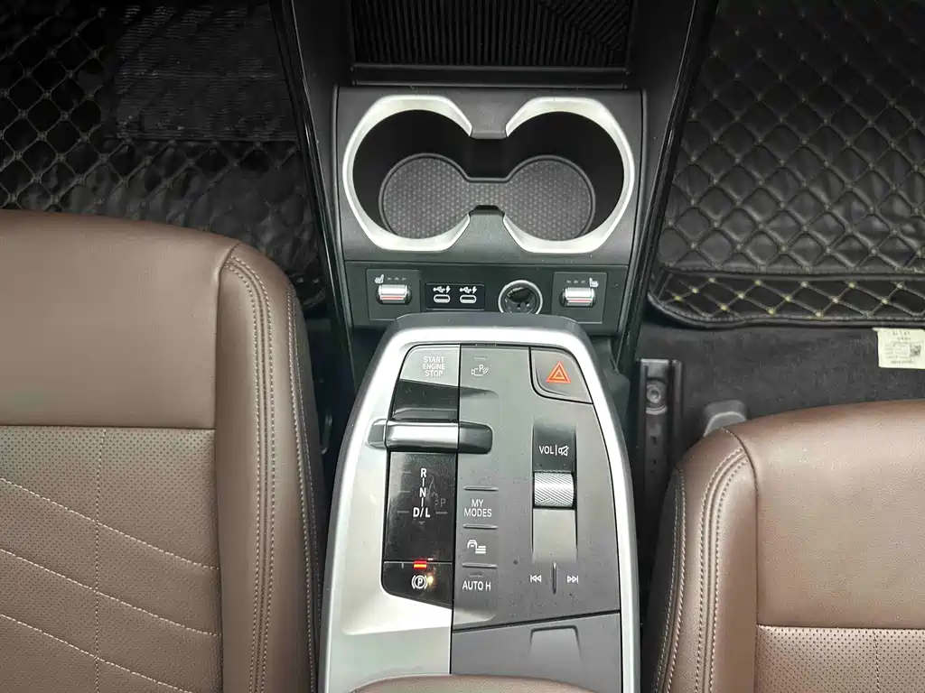 BMW X1 2024 — фото 17