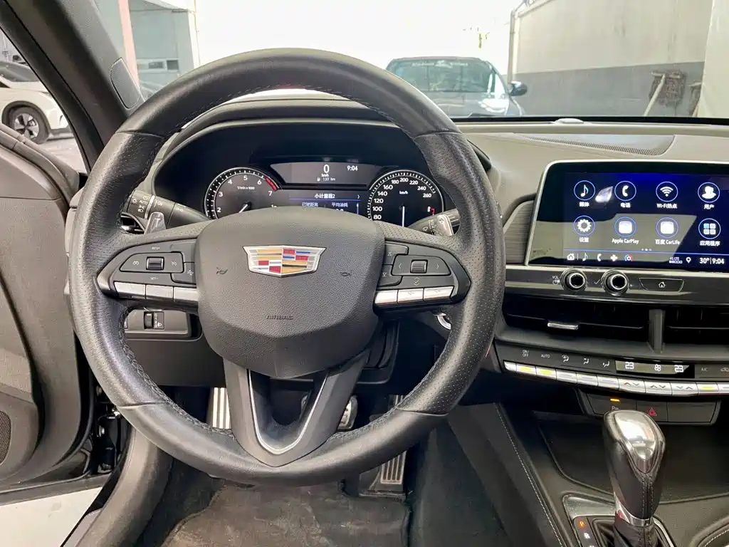 Cadillac CT4 2020 — фото 16