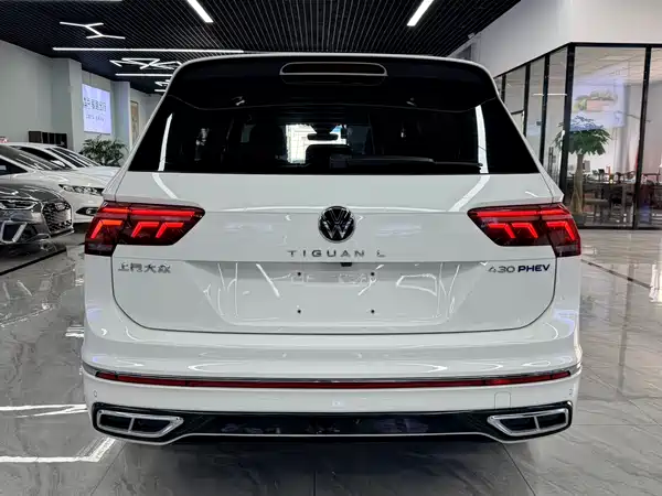 Volkswagen Tiguan L Plug-In Hybrid 2022