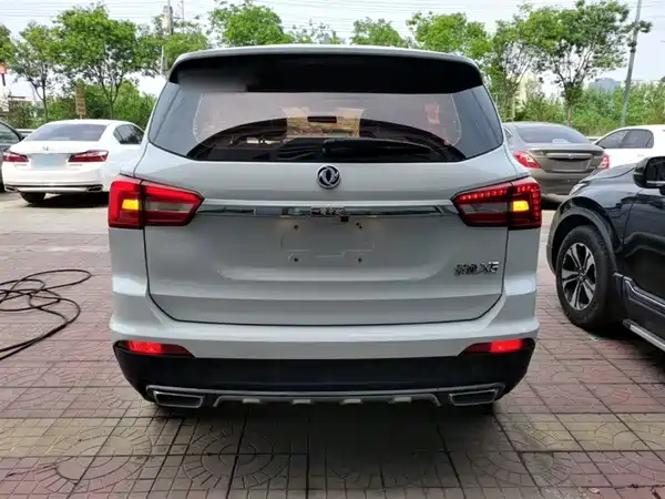 Dongfeng Jingyi X5 2017