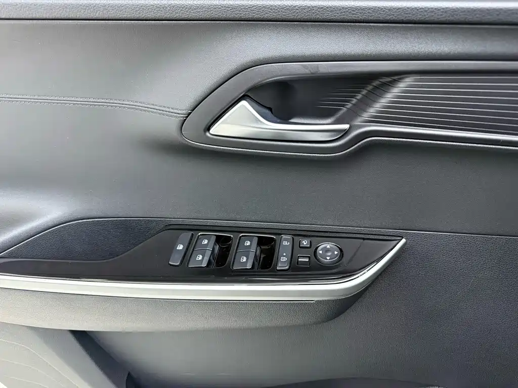 Hyundai Custo 2024 — фото 19