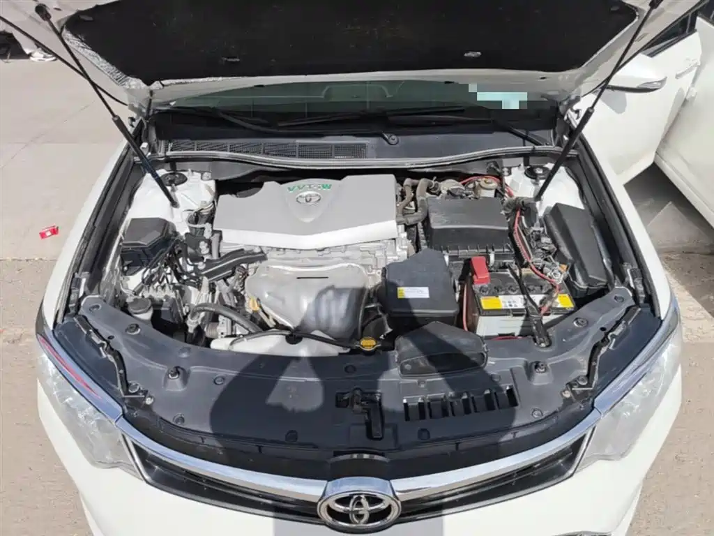 Toyota Camry 2017 — фото 20
