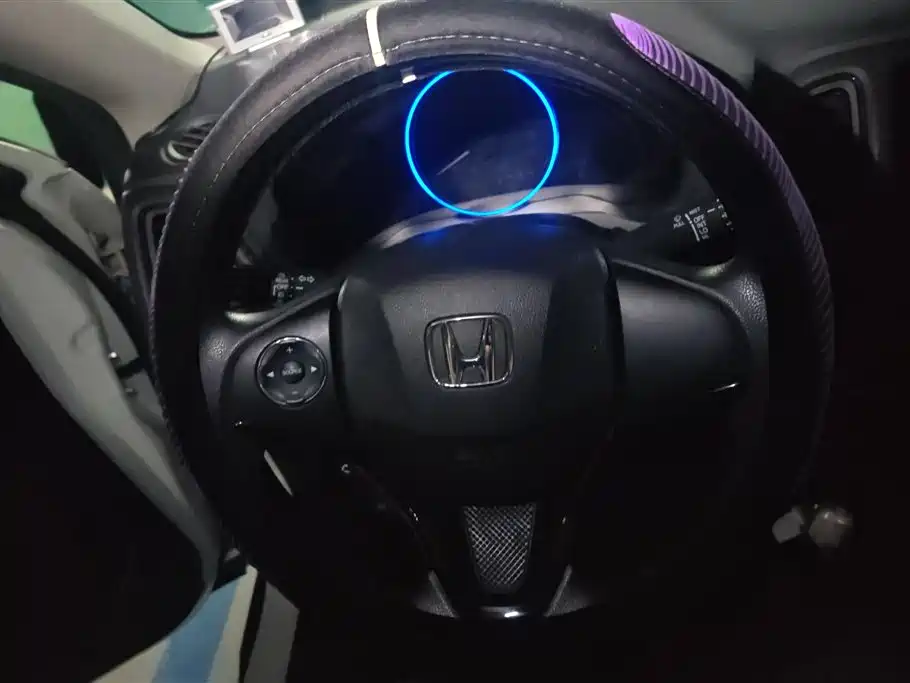 Honda Vezel 2017 — фото 15