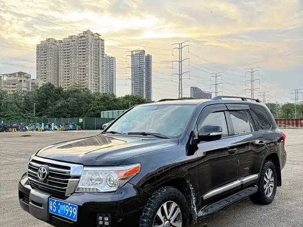 Toyota Land Cruiser 2016