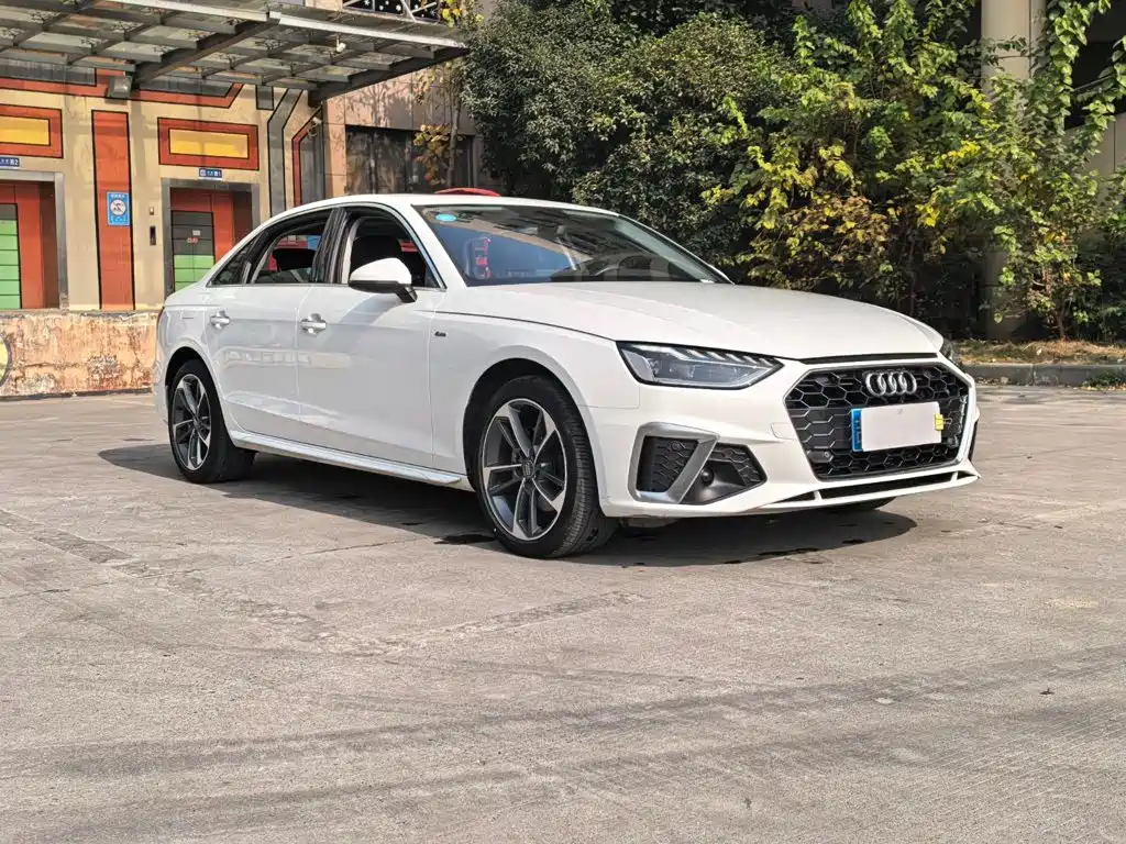 Audi A4L 2020 — фото 3