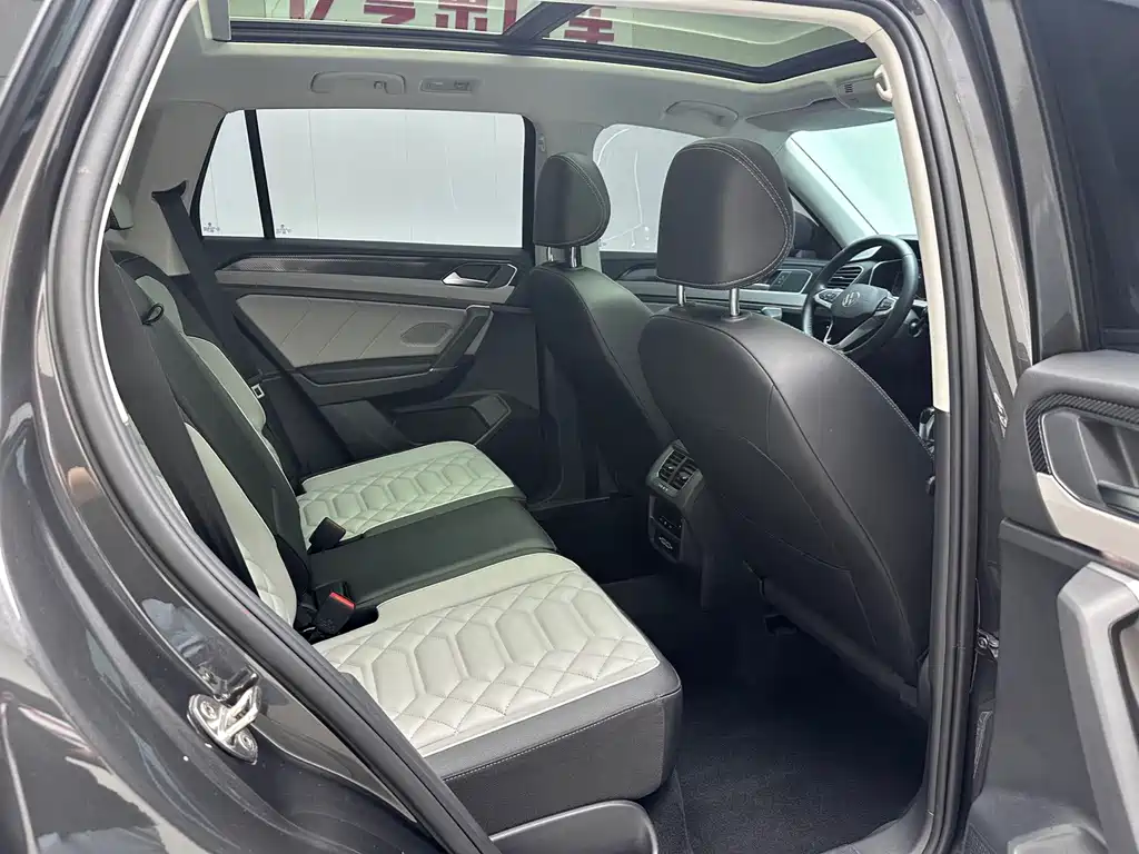 Volkswagen Tayron 2023