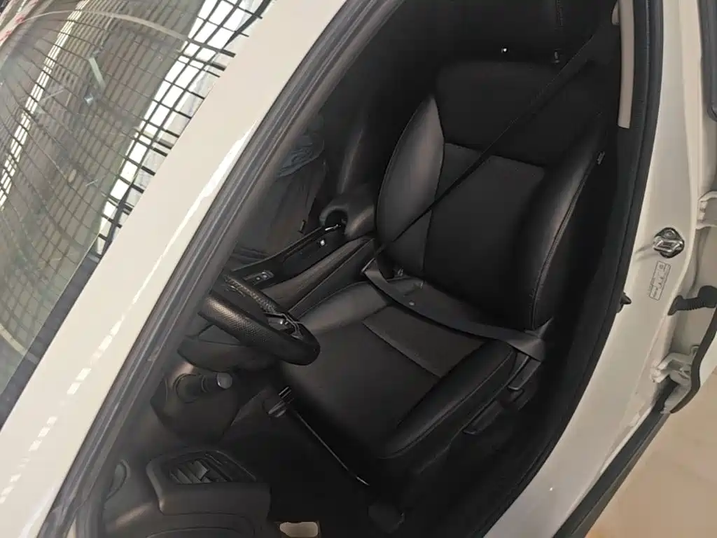 Honda Vezel 2021 — фото 15