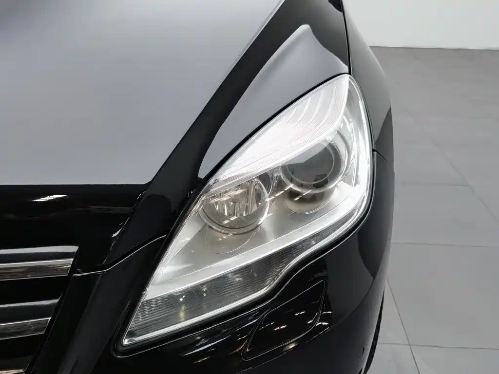 Mercedes-Benz R-Class 2016 — фото 7