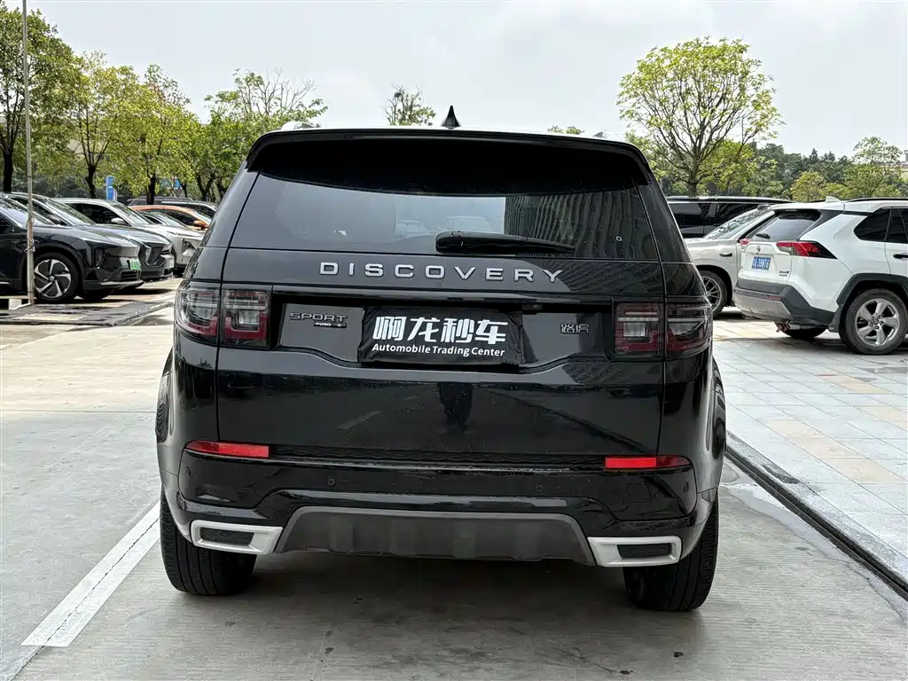 Land Rover Discovery Sport 2021 — фото 8