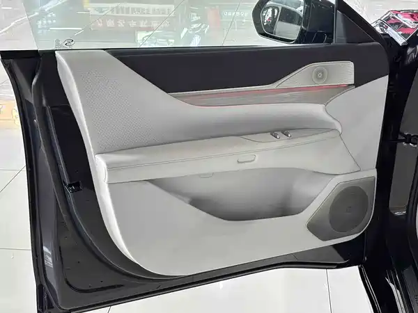 Buick Zhijing L7 2025
