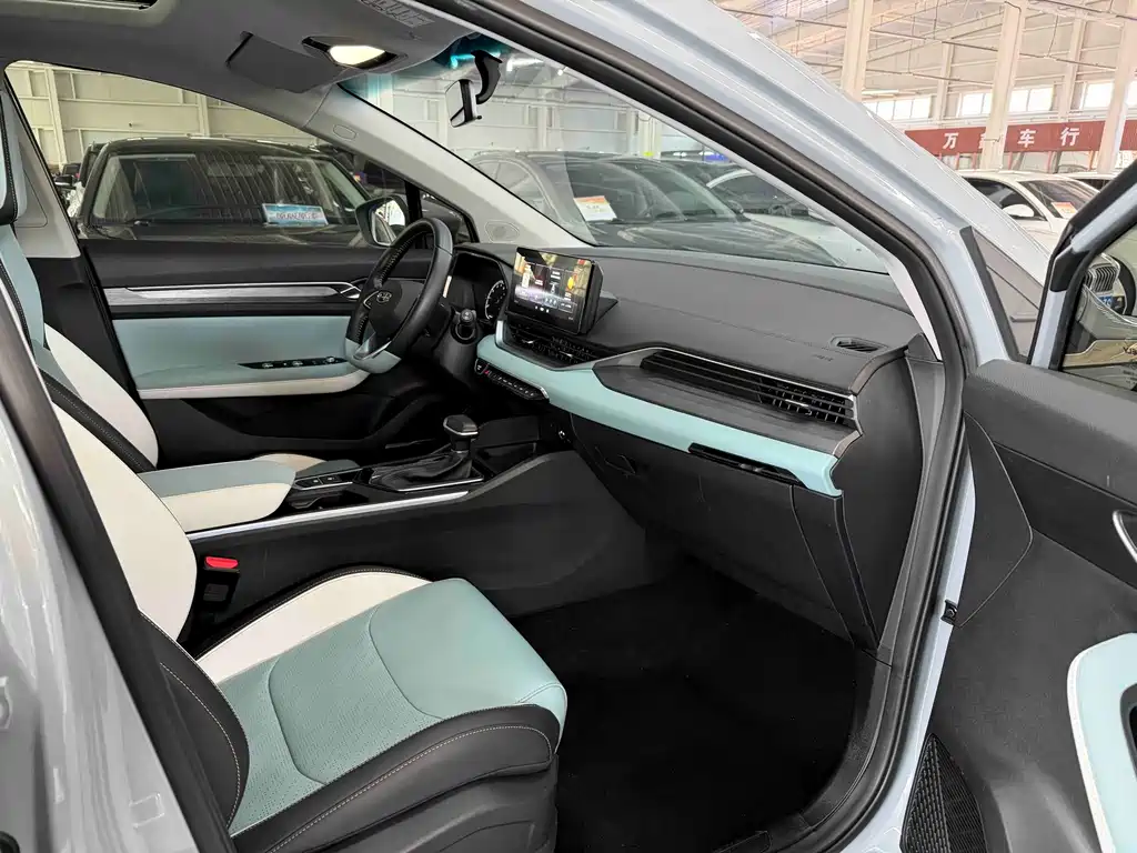Geely Emgrand S 2022 — фото 17