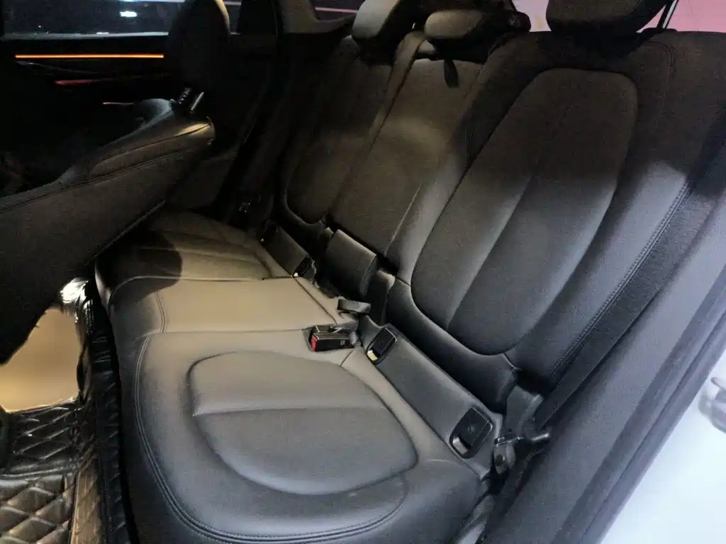BMW 2 Series Station Wagon 2018 — фото 15