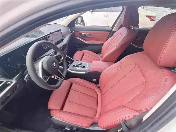 BMW 3 Series 2025