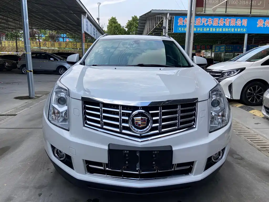 Cadillac SRX 2014 — фото 2