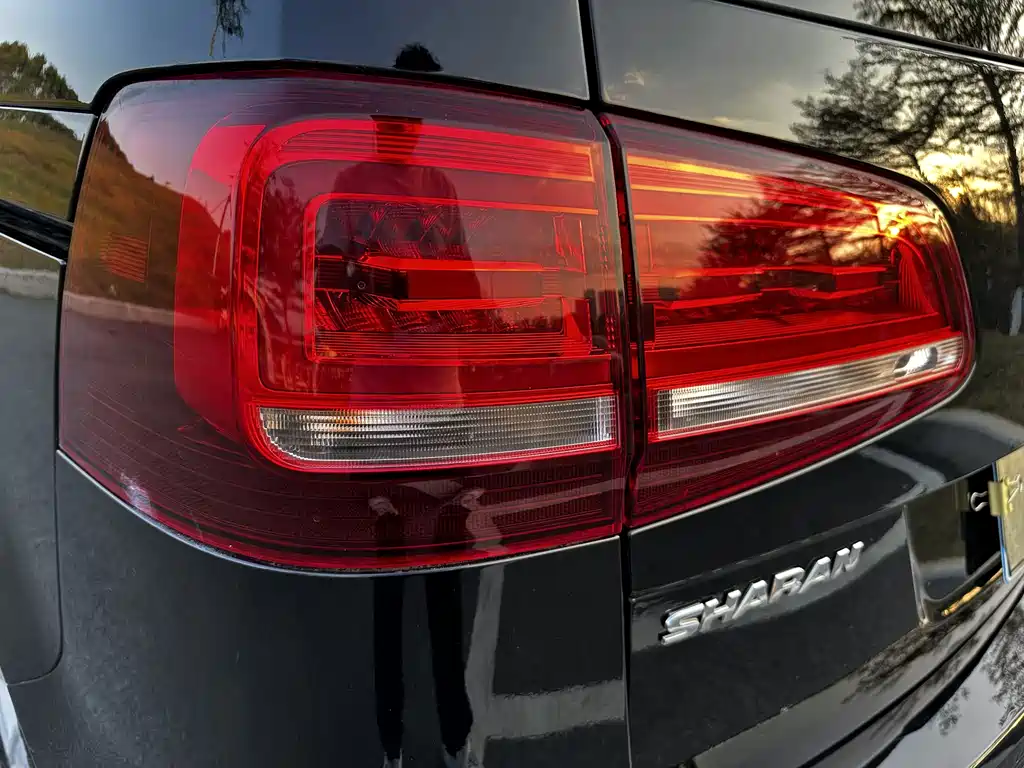 Volkswagen Sharan 2017 — фото 22