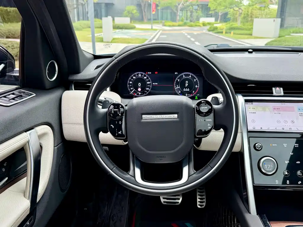 Land Rover Discovery Sport 2021 — фото 17