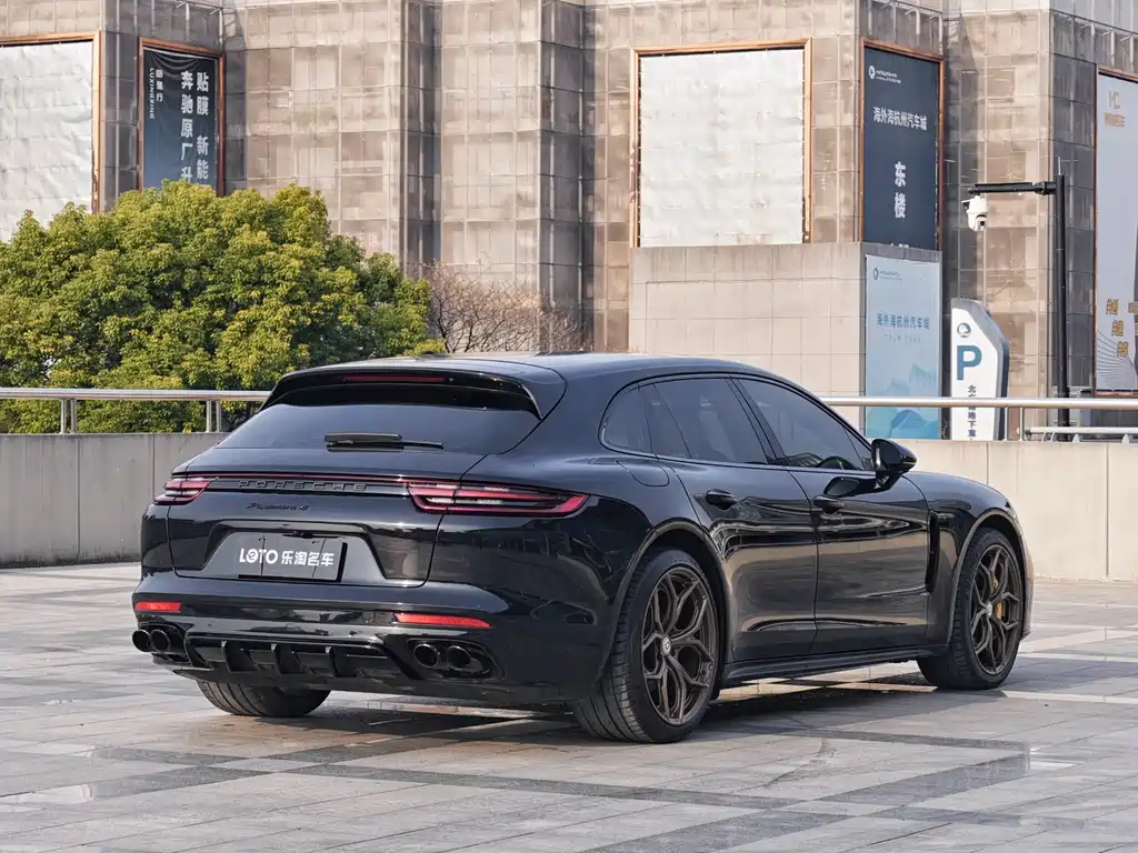 Porsche Panamera 2018 — фото 4