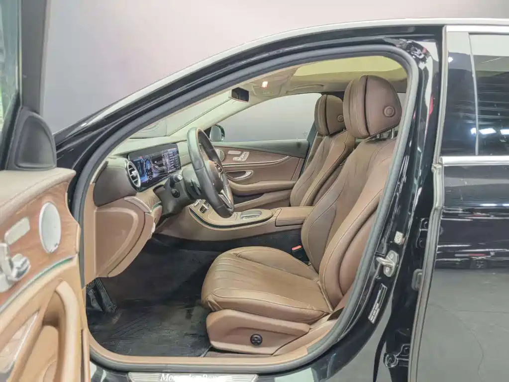Mercedes-Benz E-Class 2020