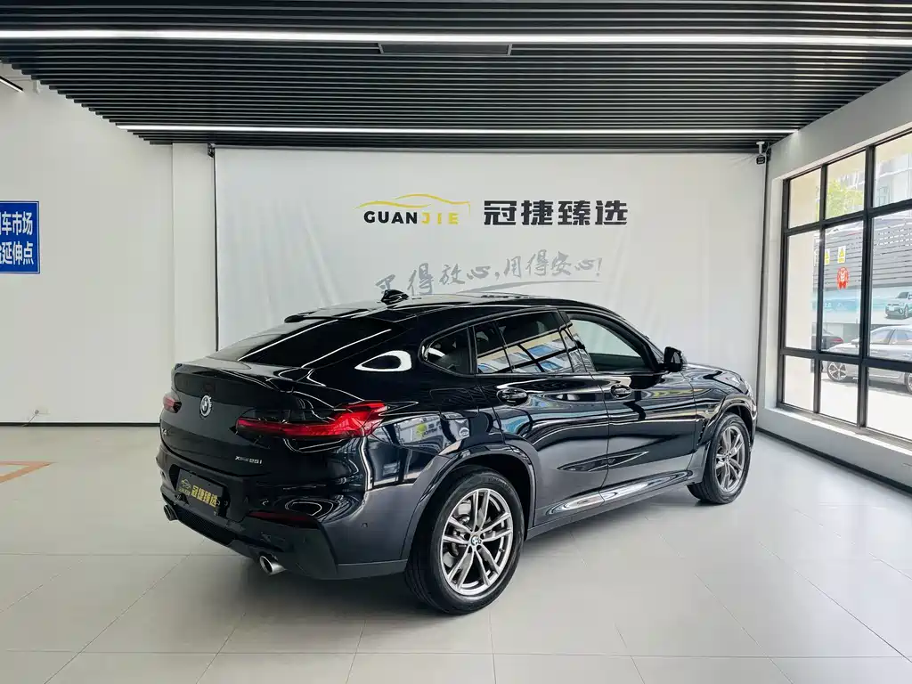 BMW X4 2021 — фото 16