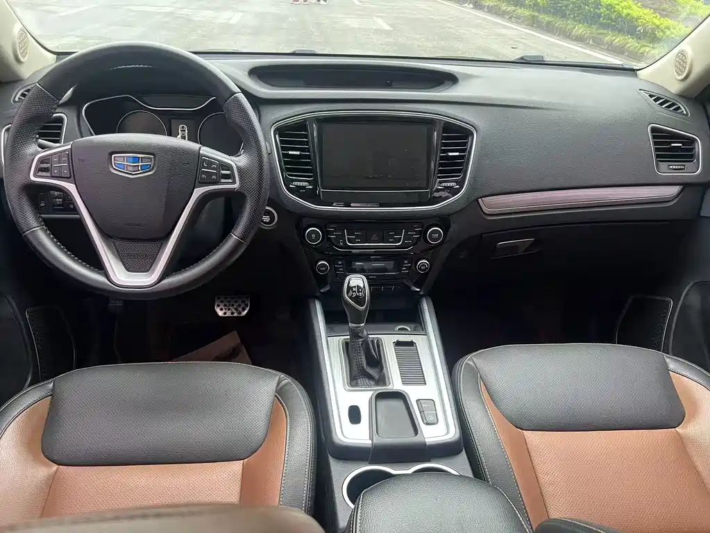 Geely Vision X6 2018 — фото 10