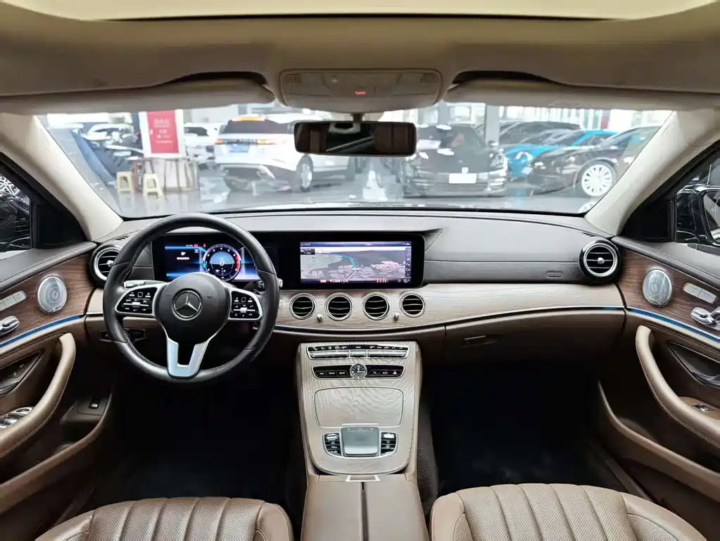 Mercedes-Benz E-Class 2020 — фото 9