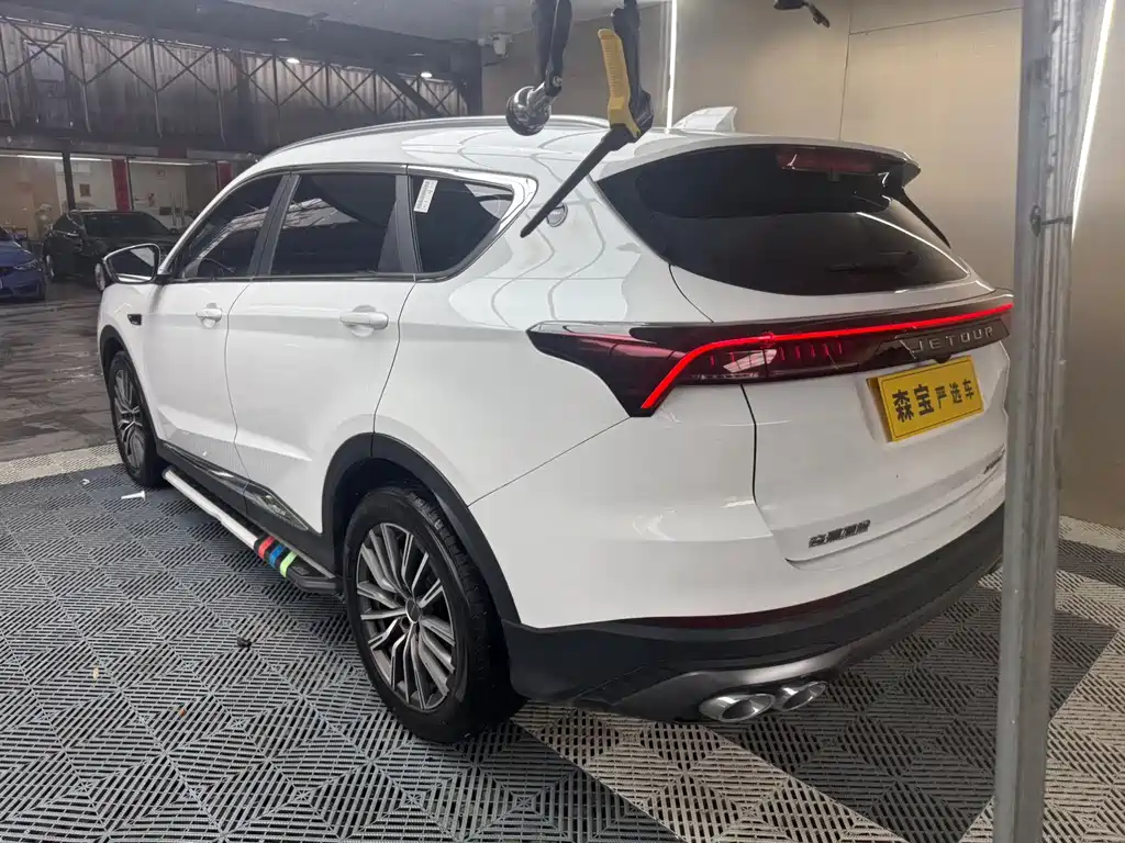 Jetour X70 PLUS 2025