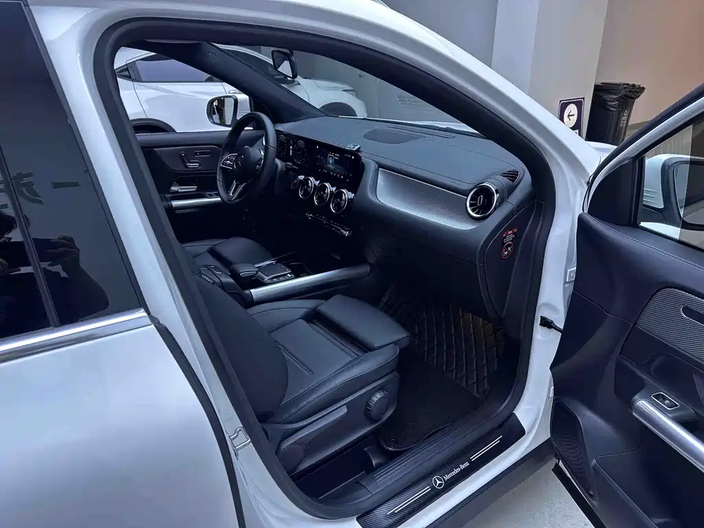 Mercedes-Benz GLA 2021 — фото 9