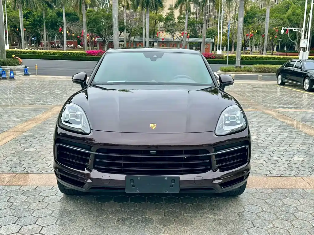 Porsche Cayenne 2019 — фото 2