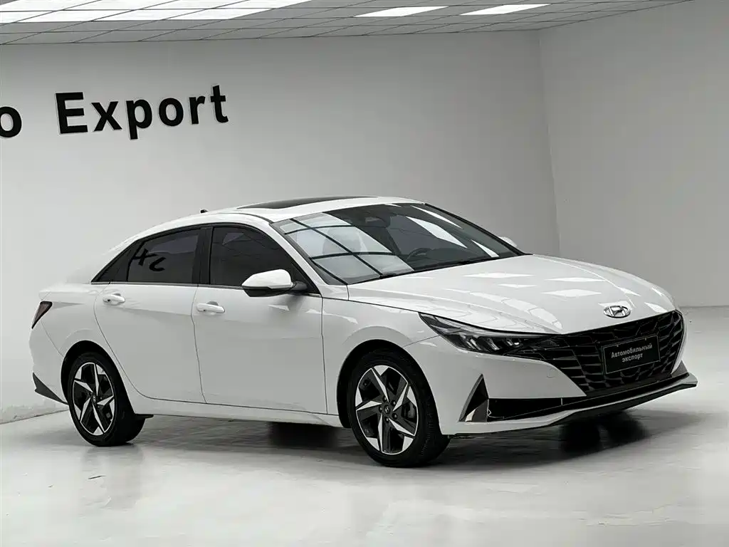Hyundai Elantra 2021
