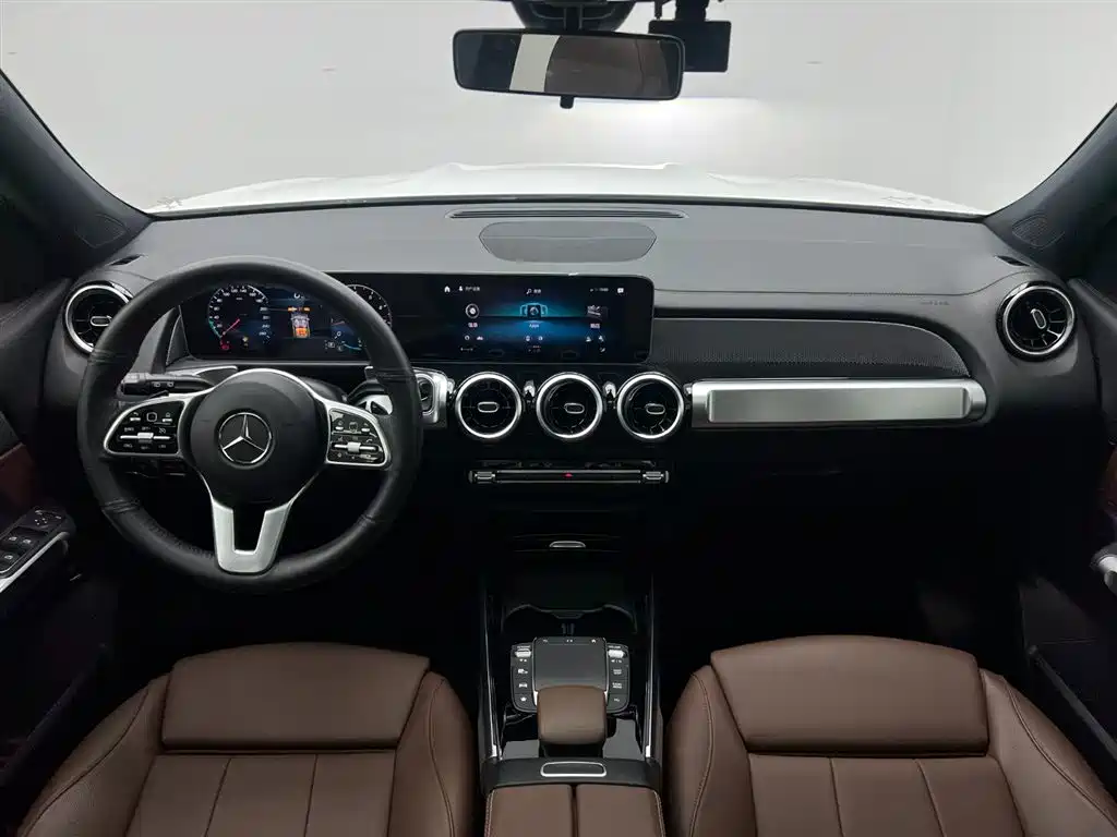 Mercedes-Benz GLB 2021 — фото 14