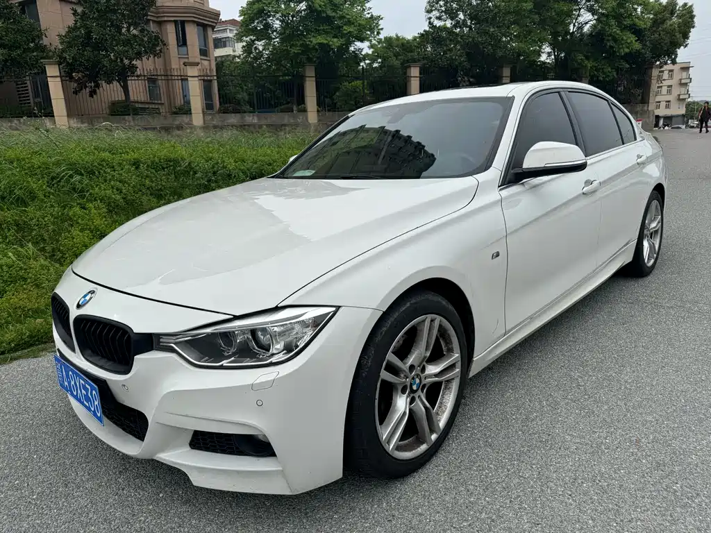 BMW 3 Series 2015 — фото 1