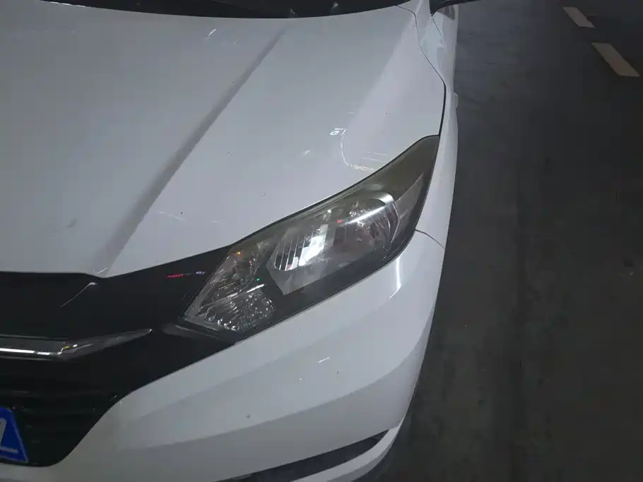 Honda Vezel 2016