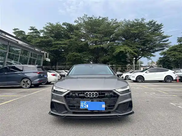Audi A7L 2024