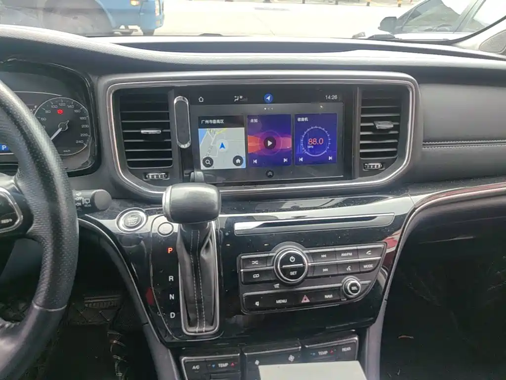 GAC Trumpchi M8 2020 — фото 13
