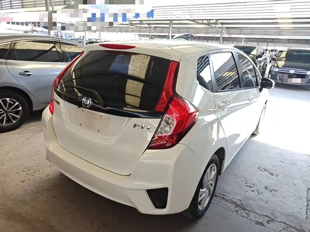 Honda Fit 2016 — фото 7