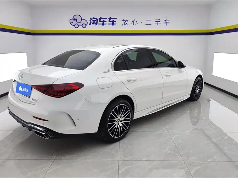 Mercedes-Benz C-Class 2023 — фото 3