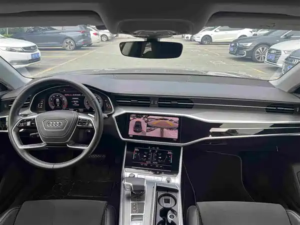 Audi A7L 2024