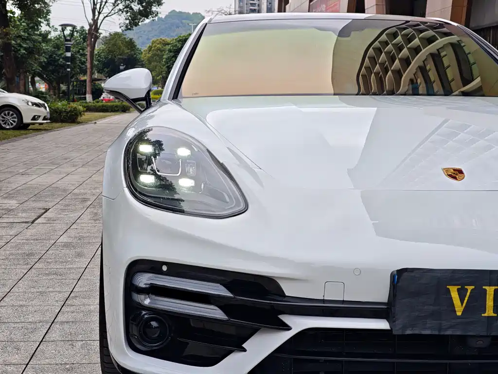 Porsche Panamera 2018 — фото 4
