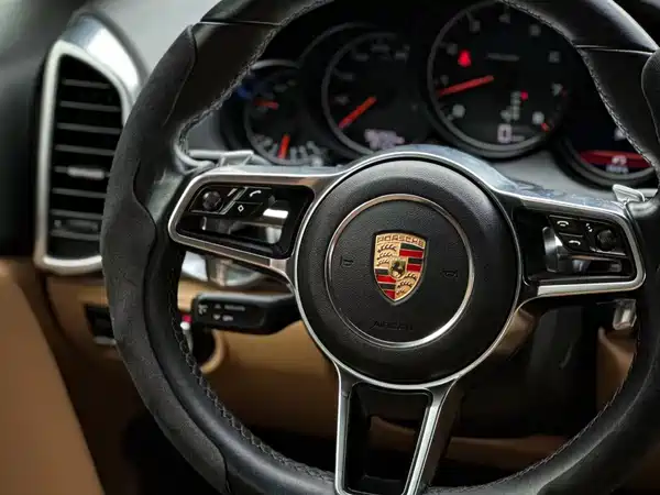 Porsche Cayenne 2015