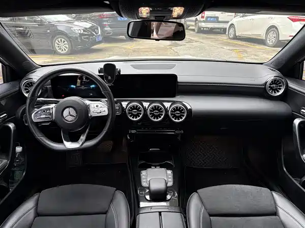 Mercedes-Benz A-Class 2021