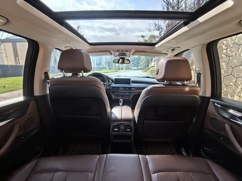 BMW X5 2014 — фото 14