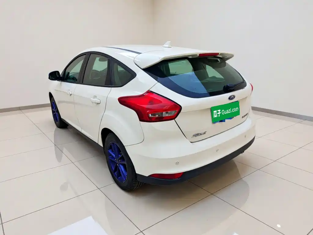 Ford Focus 2017 — фото 4