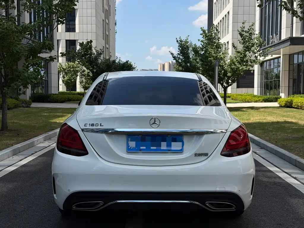 Mercedes-Benz C-Class 2019