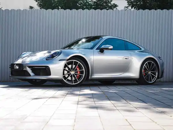 Porsche 911 2020