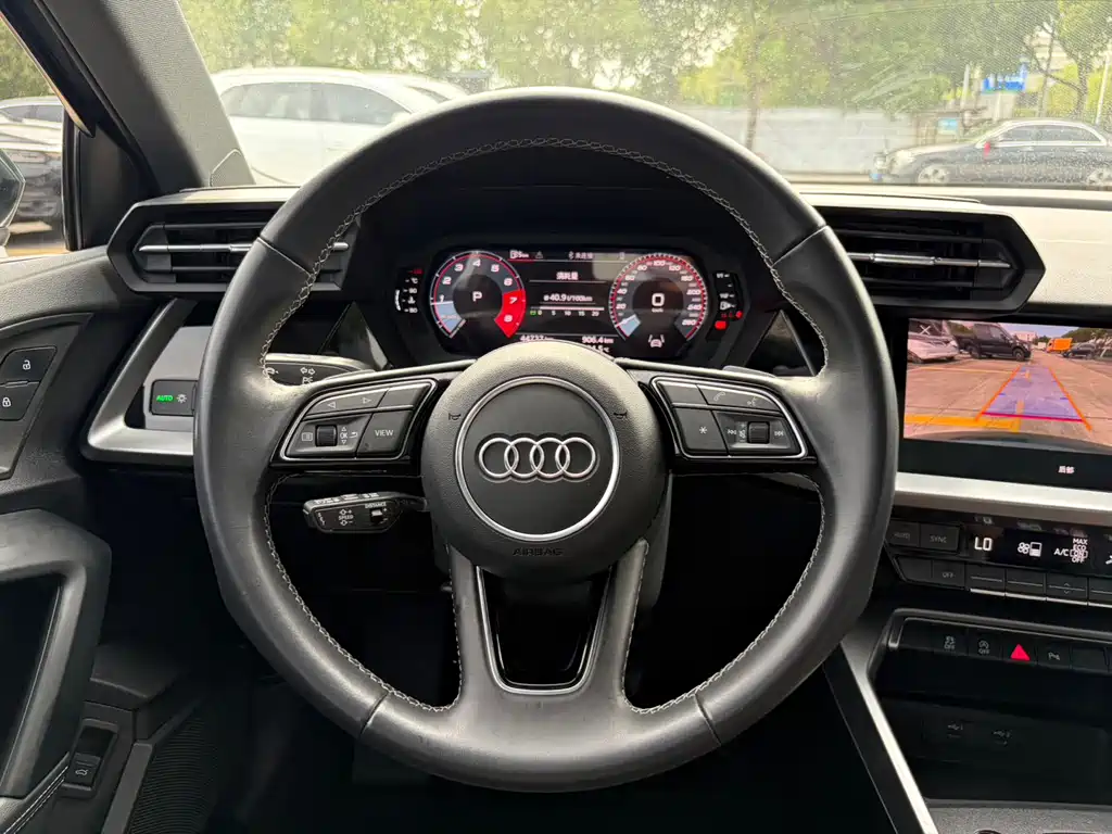 Audi A3 2023 — фото 14