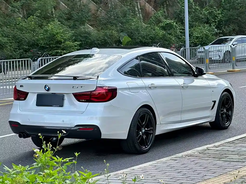 BMW 3 Series GT 2020 — фото 3