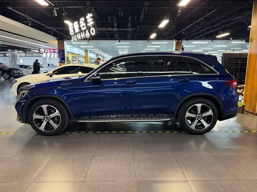 Mercedes-Benz GLC 2018 — фото 2